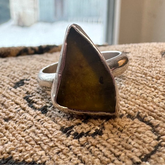 Green Amethyst and sterling silver ring. - Picture 5 of 14